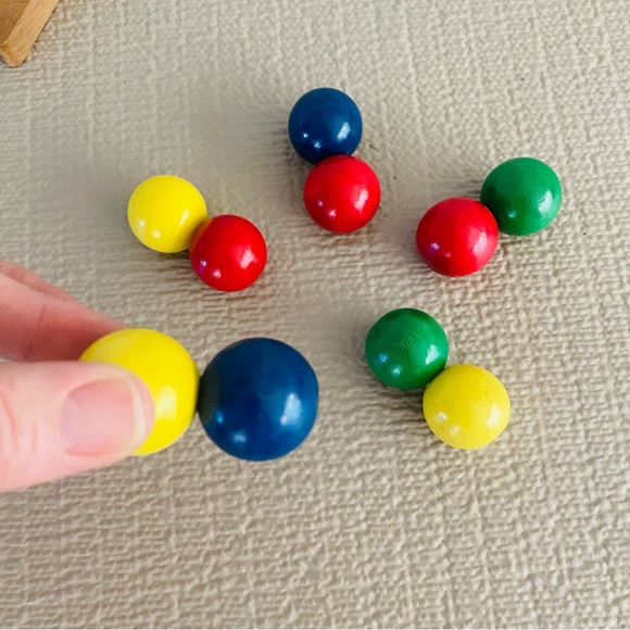 Vintage “Oops” 10 ball pyramid puzzle, c 1993, wooden - Picture 5 of 8